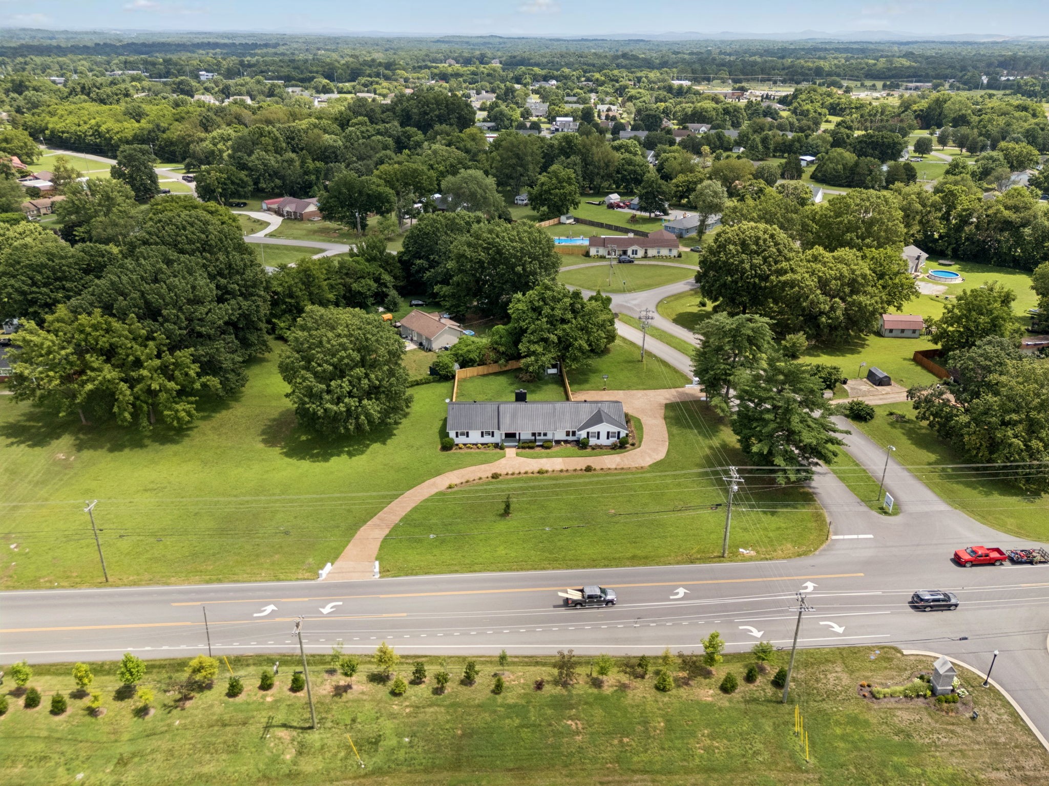 6904 Old Nashville Hwy