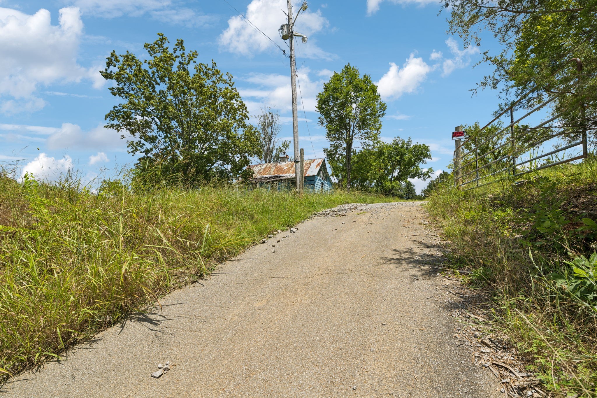 7665 Shelbyville Pike