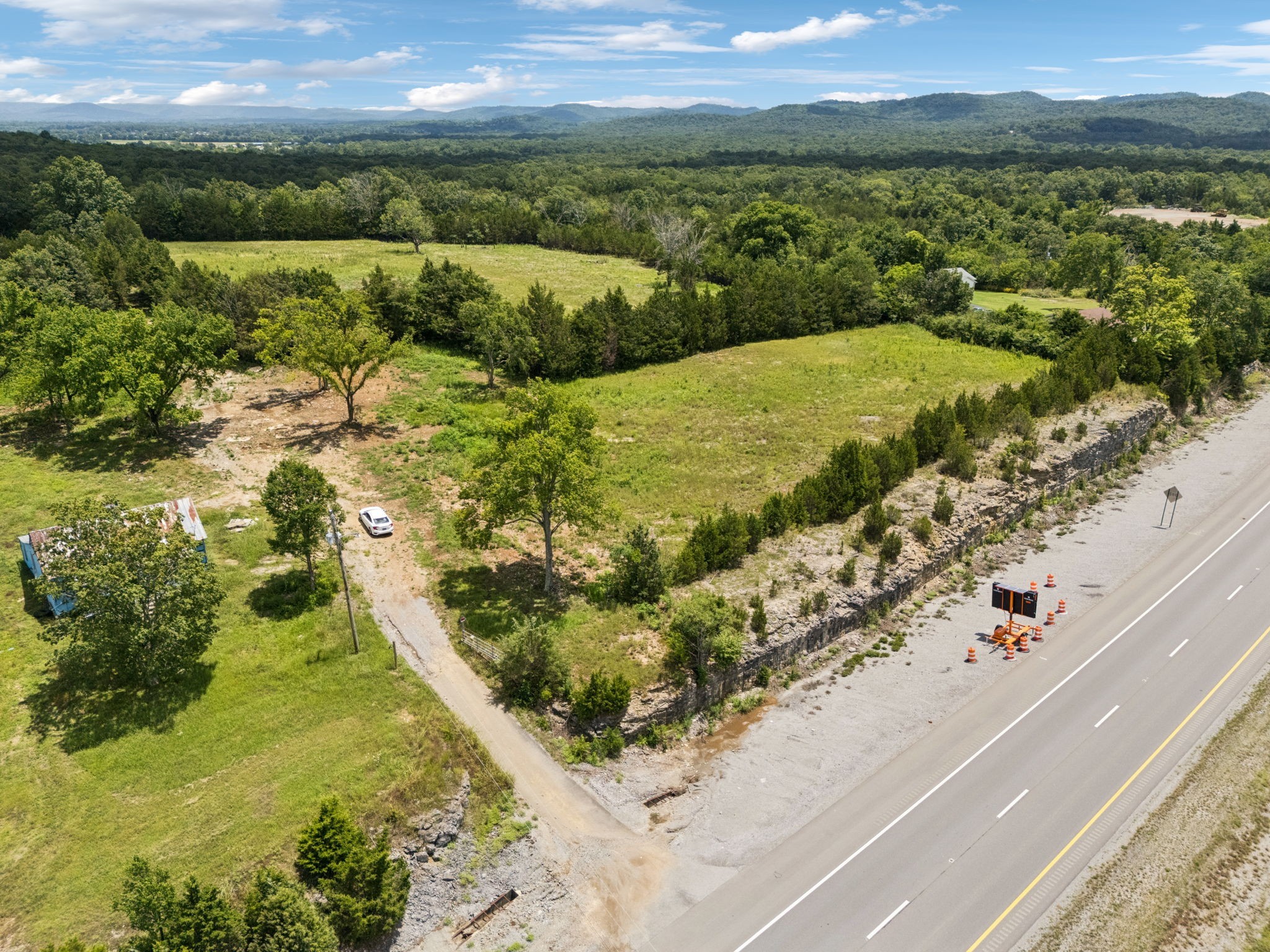 7665 Shelbyville Pike