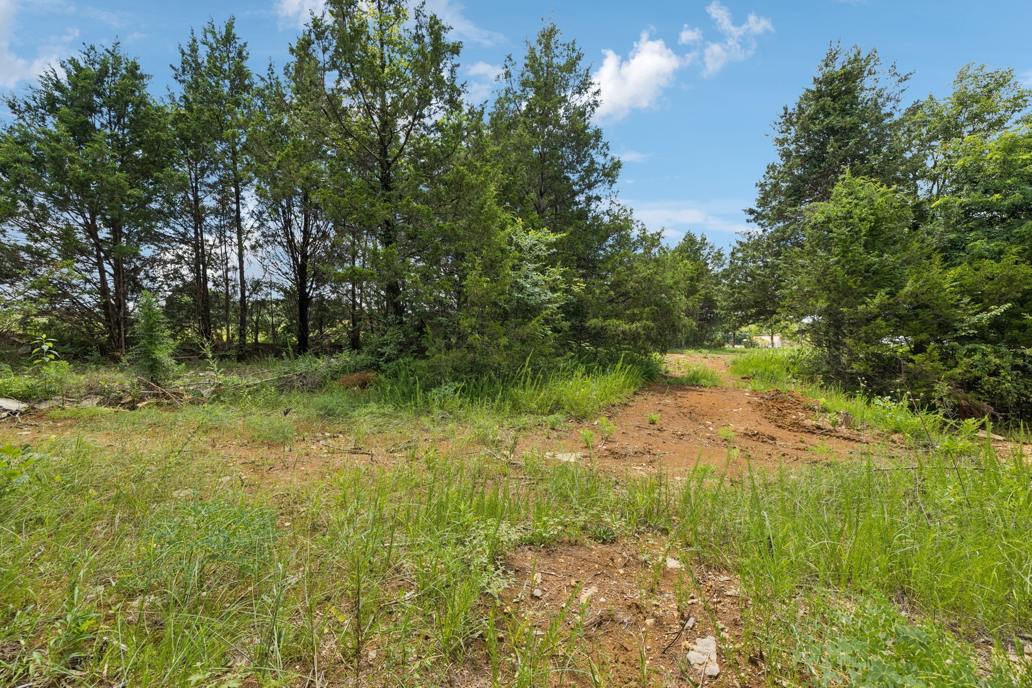 7665 Shelbyville Pike