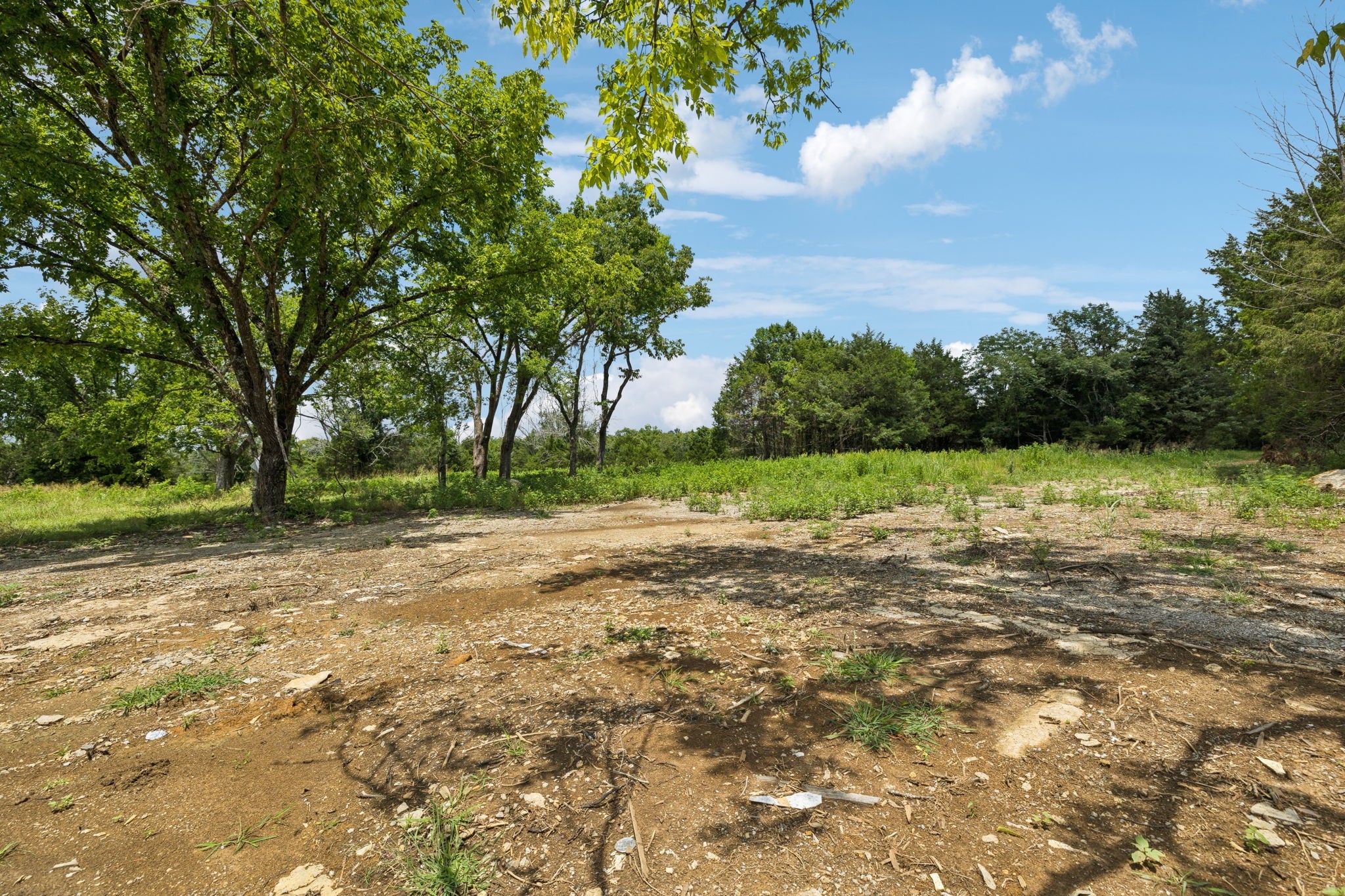 7665 Shelbyville Pike