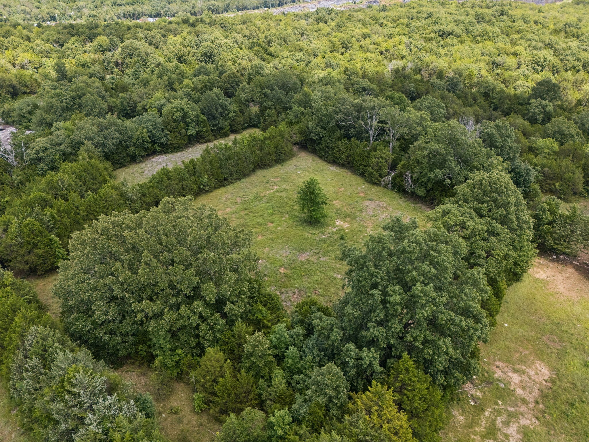 7665 Shelbyville Pike