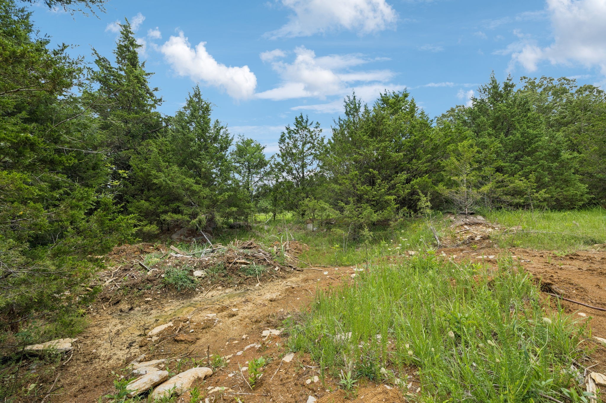 7665 Shelbyville Pike