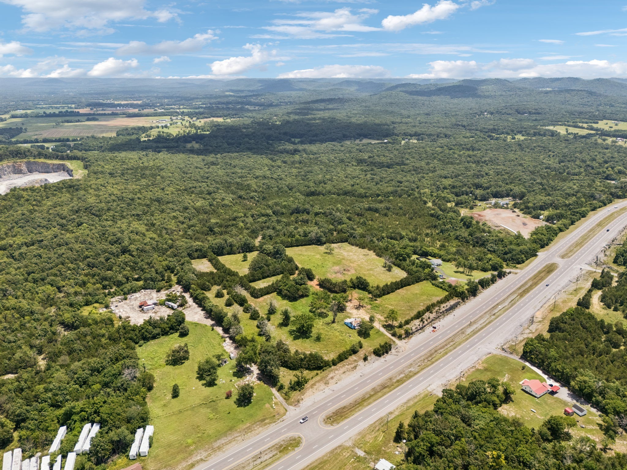 7665 Shelbyville Pike