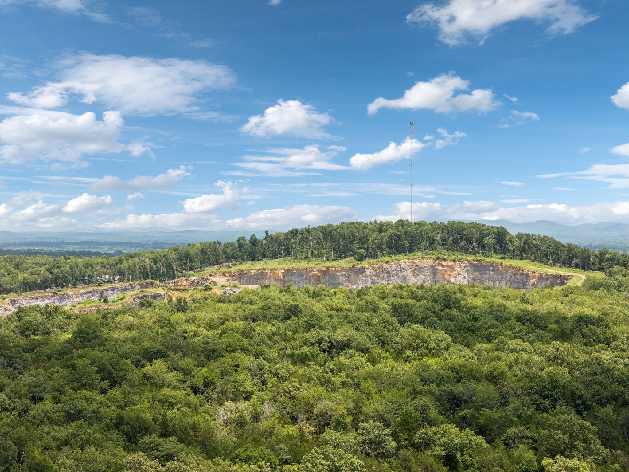 7665 Shelbyville Pike