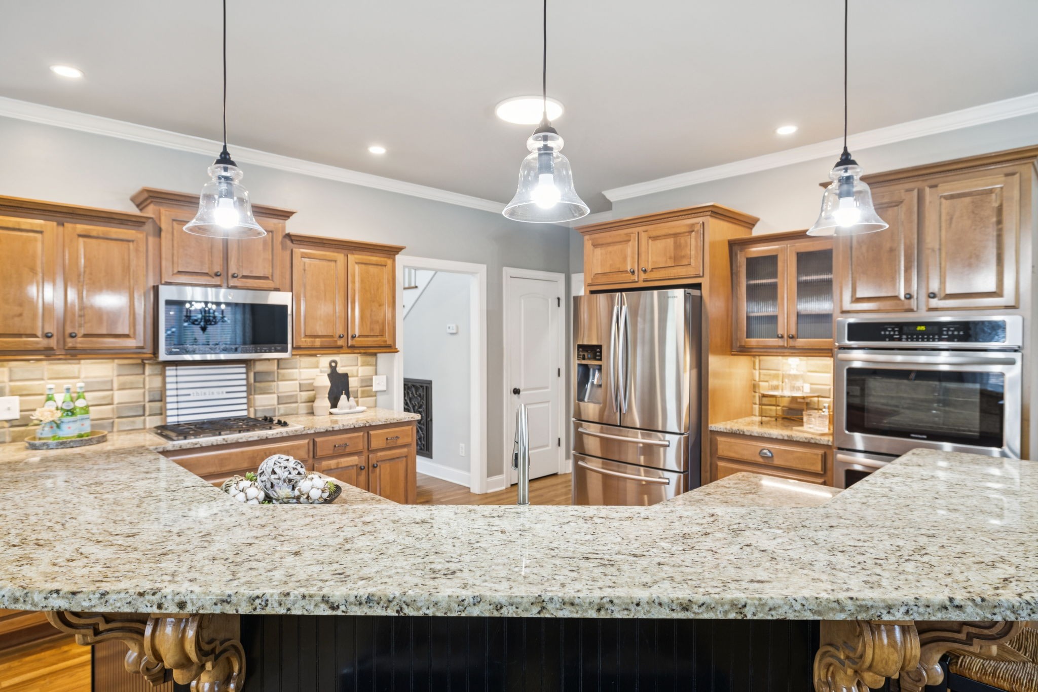 1014 Rosemont Ter