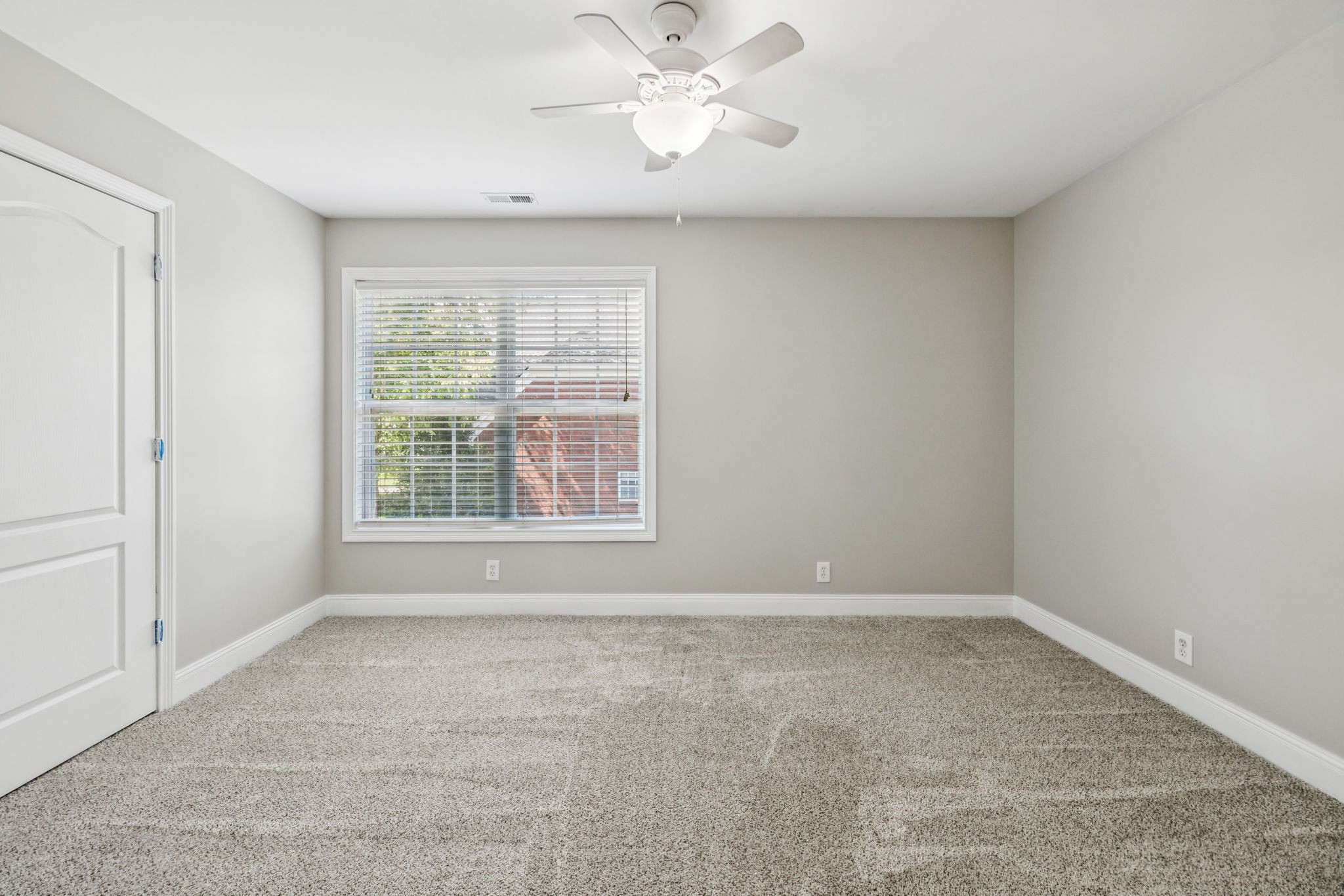 1316 Heather Pl