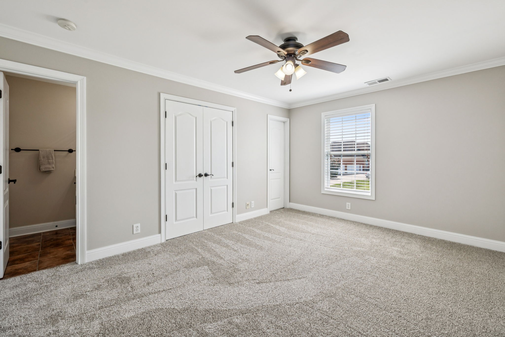 1316 Heather Pl