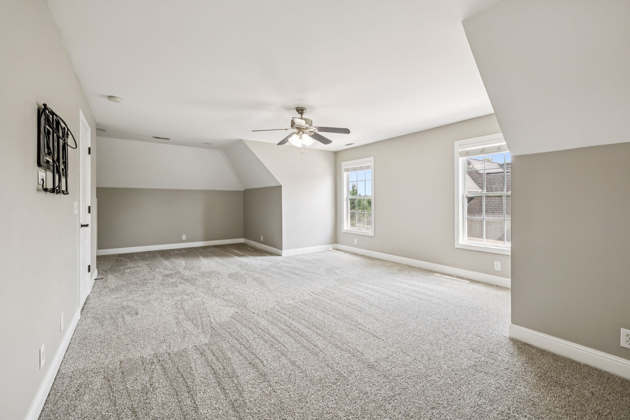 1316 Heather Pl