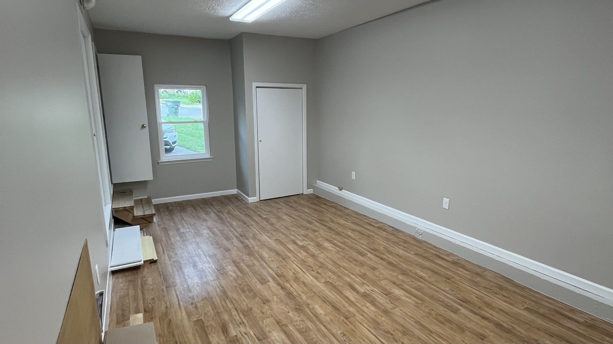 325 Brandiwood Ct