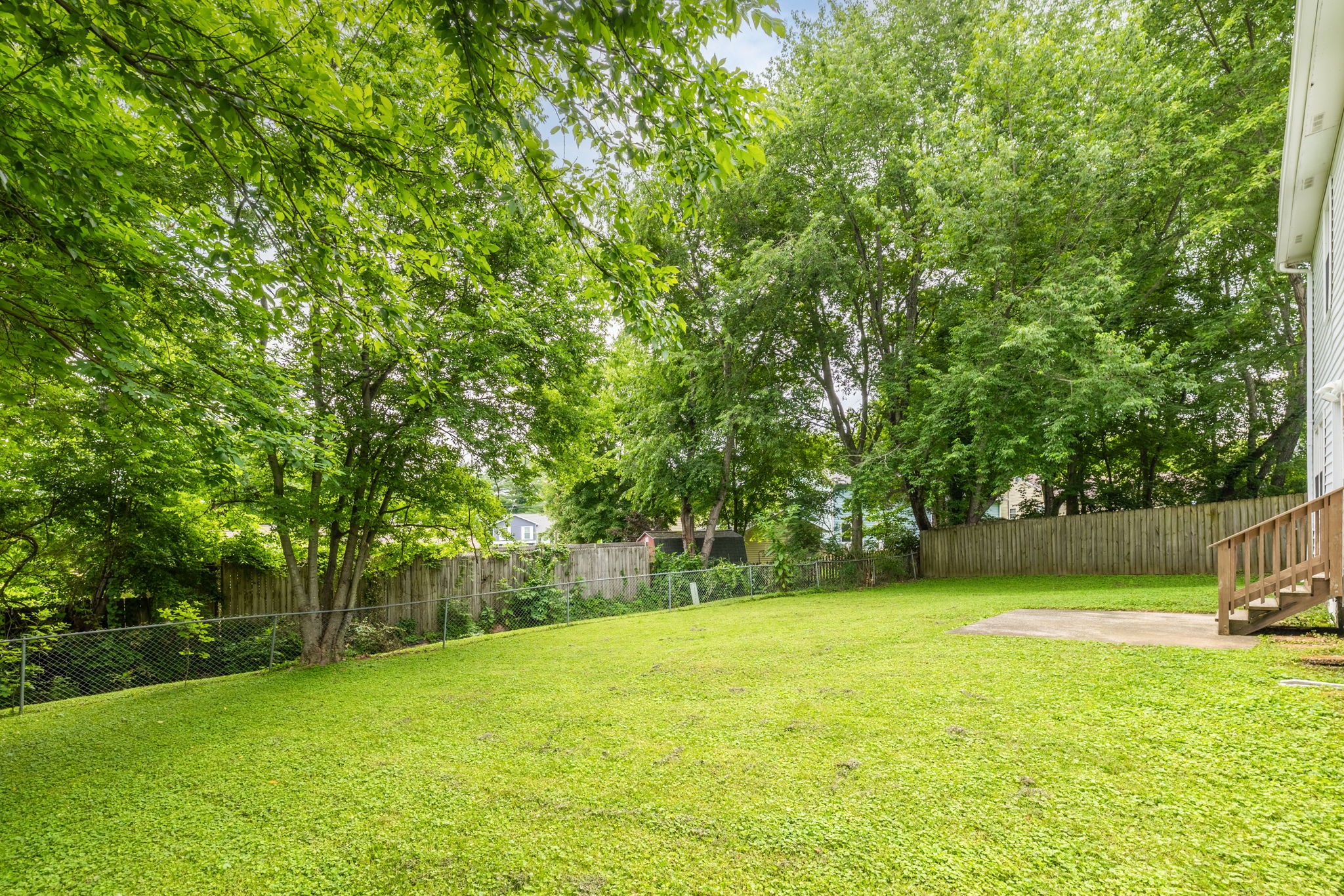 325 Brandiwood Ct