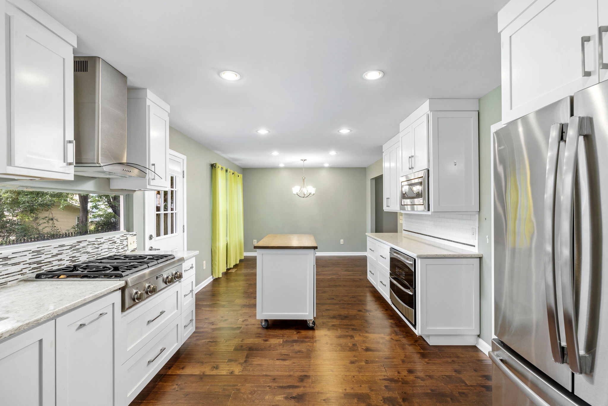 325 Brandiwood Ct
