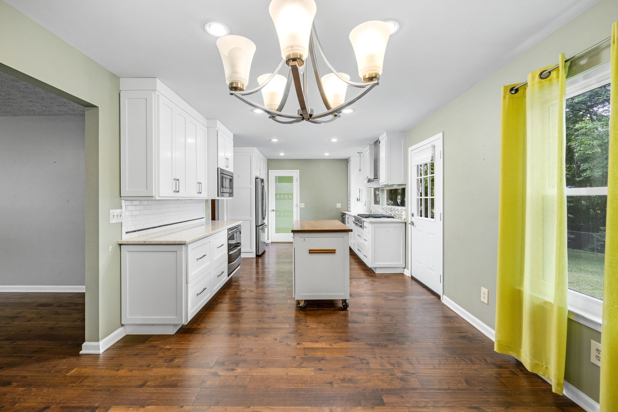 325 Brandiwood Ct