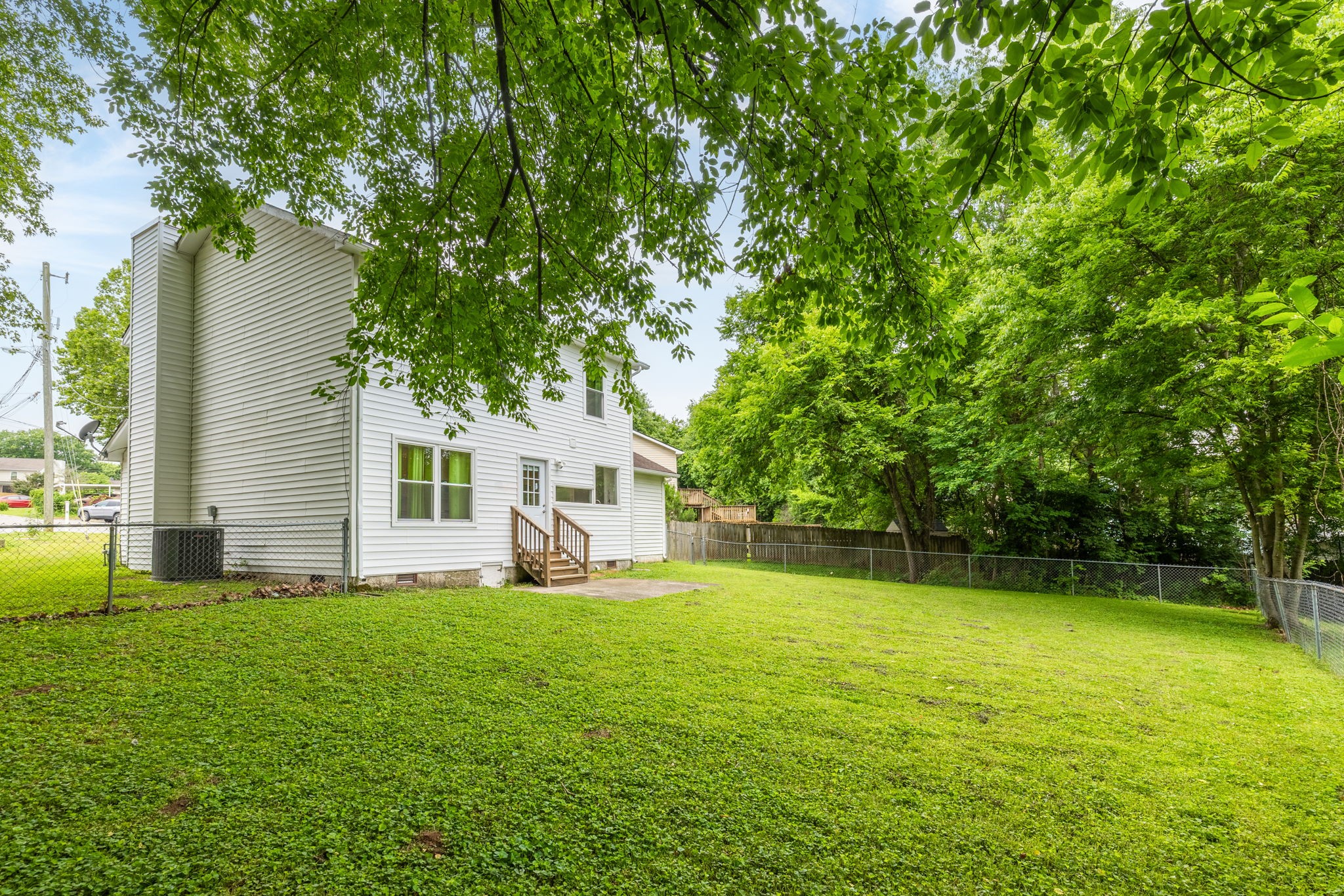 325 Brandiwood Ct