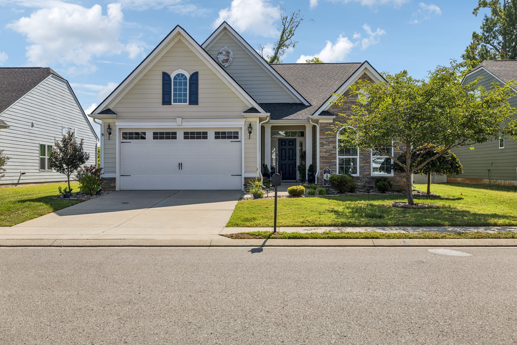 2722 Goose Creek Ln
