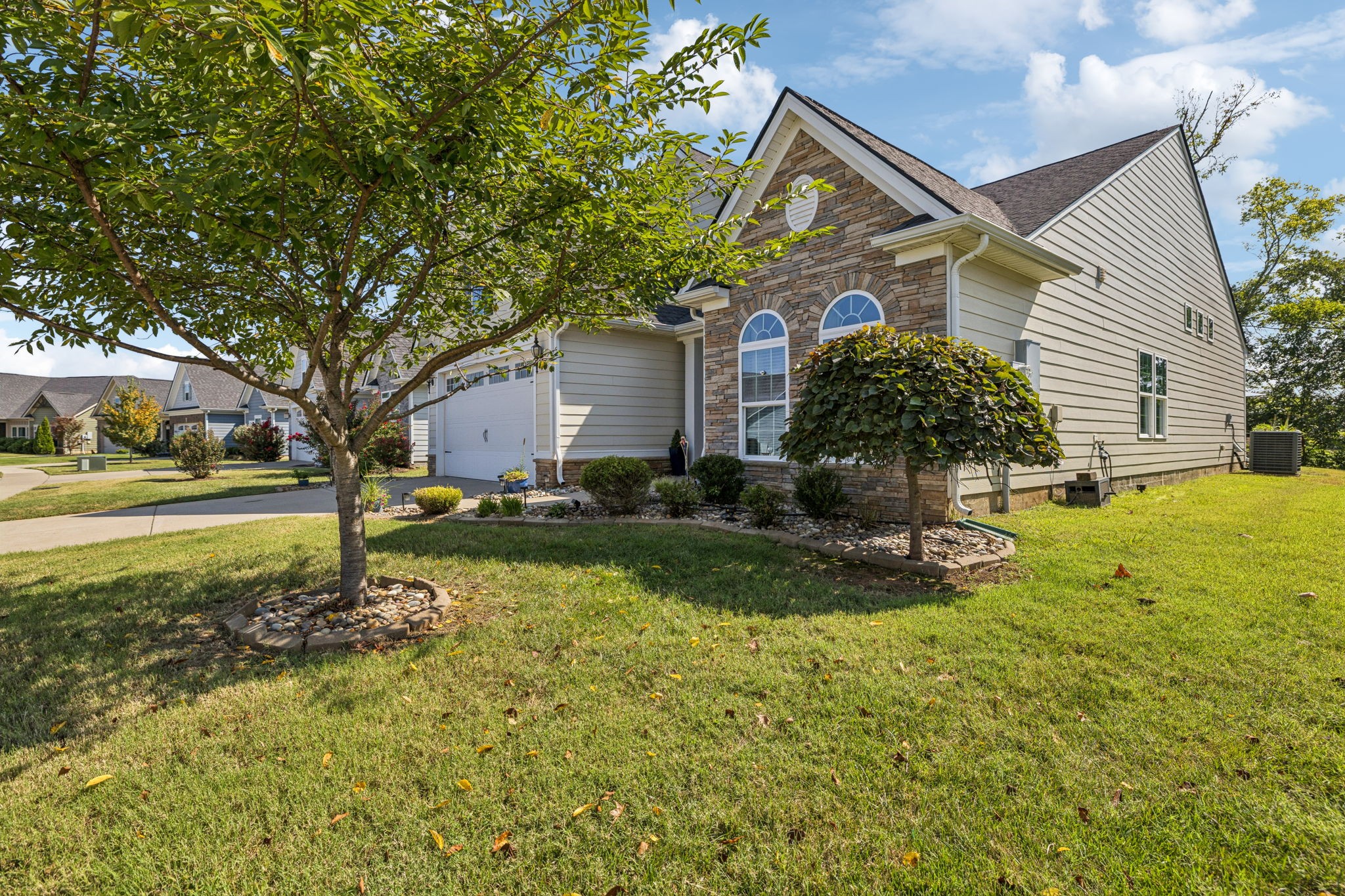 2722 Goose Creek Ln