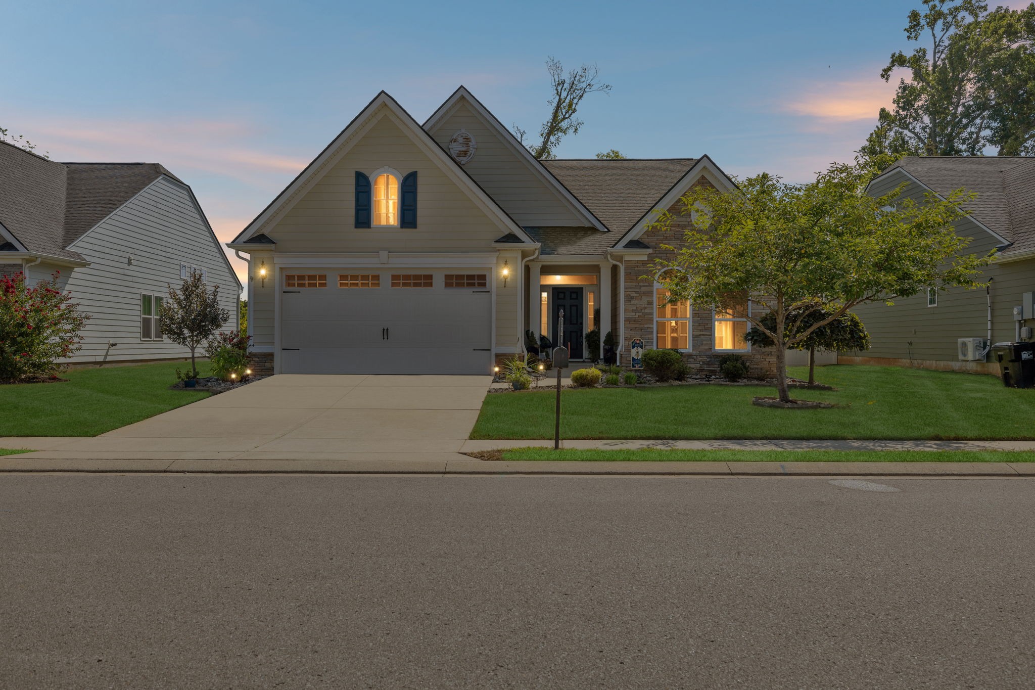2722 Goose Creek Ln