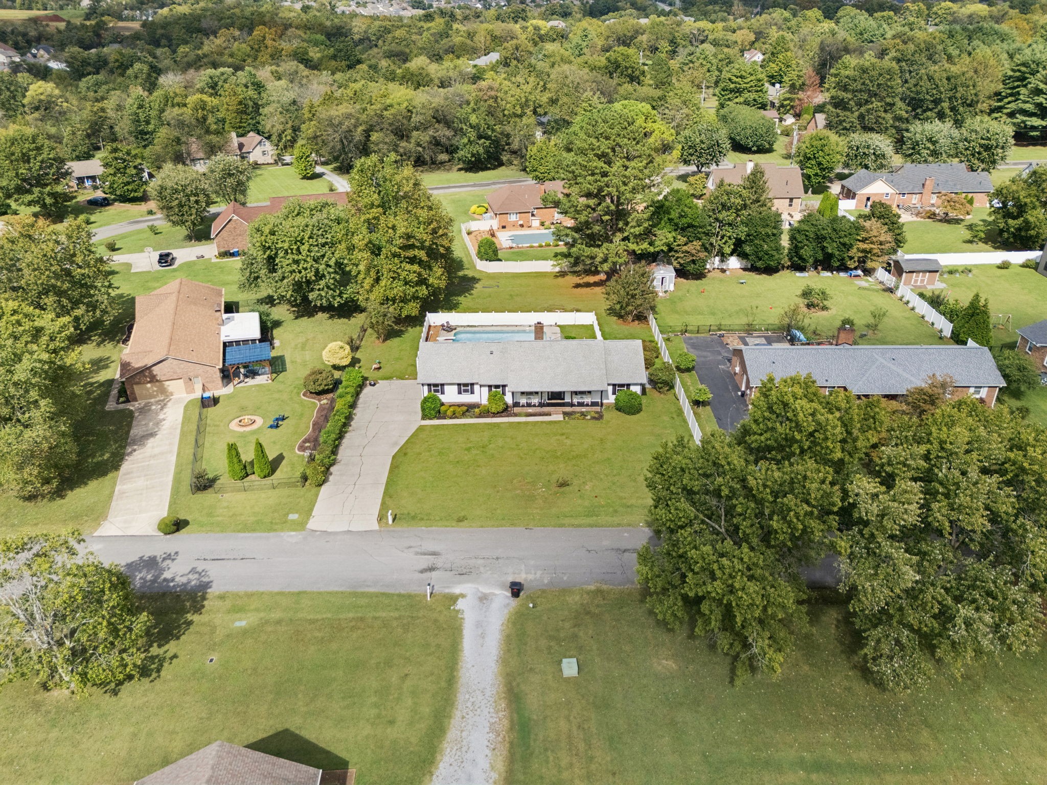 5050 Creekside Dr