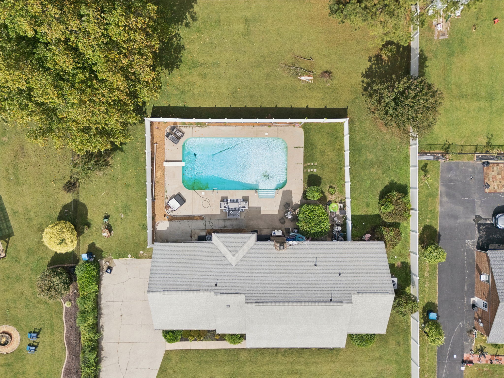 5050 Creekside Dr