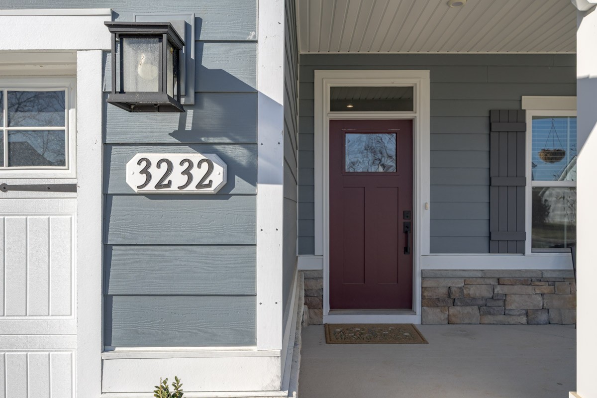 3232 Firerock Dr