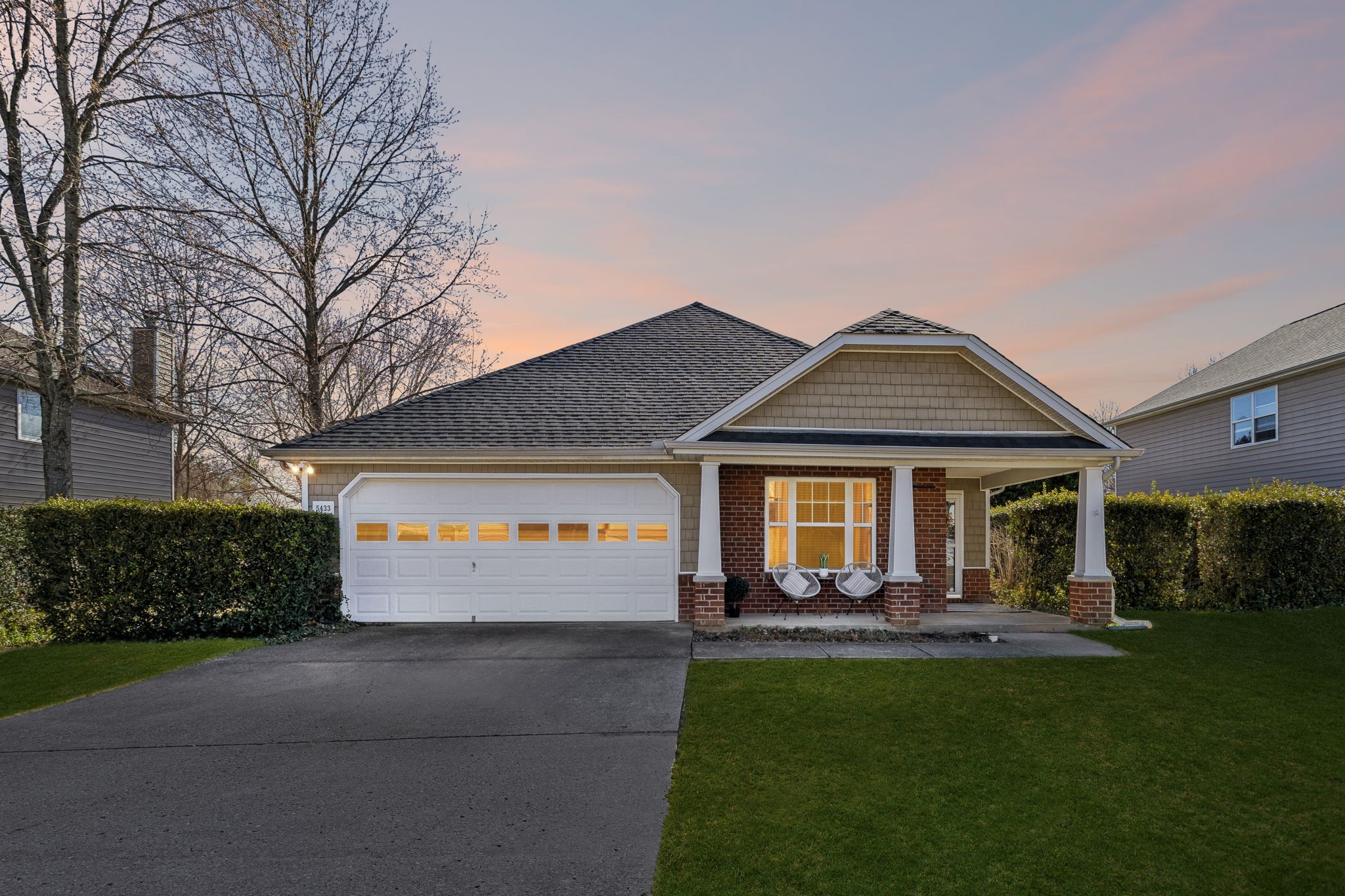 5433 Middlebury Dr