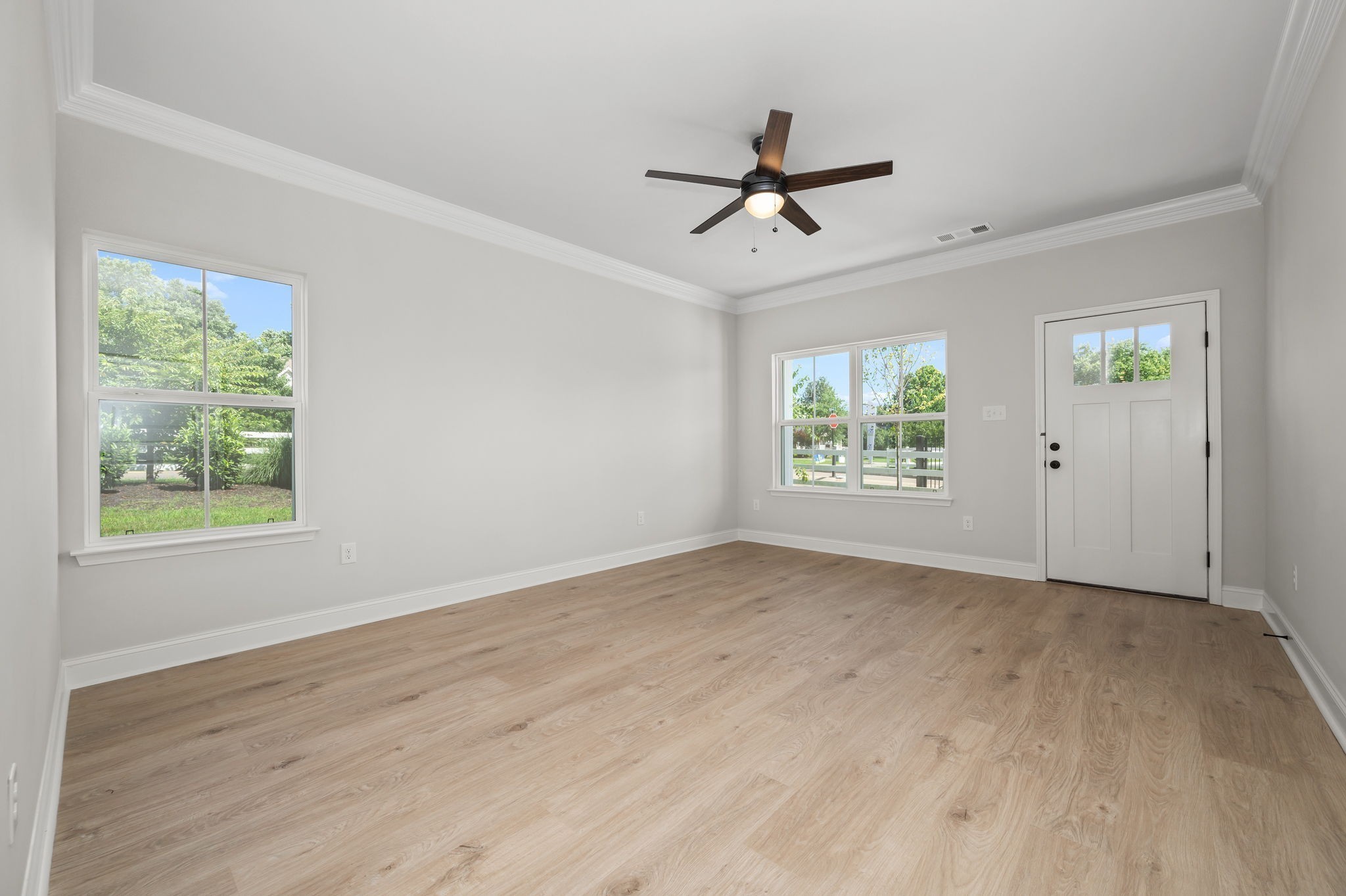 519 Rohan Dr