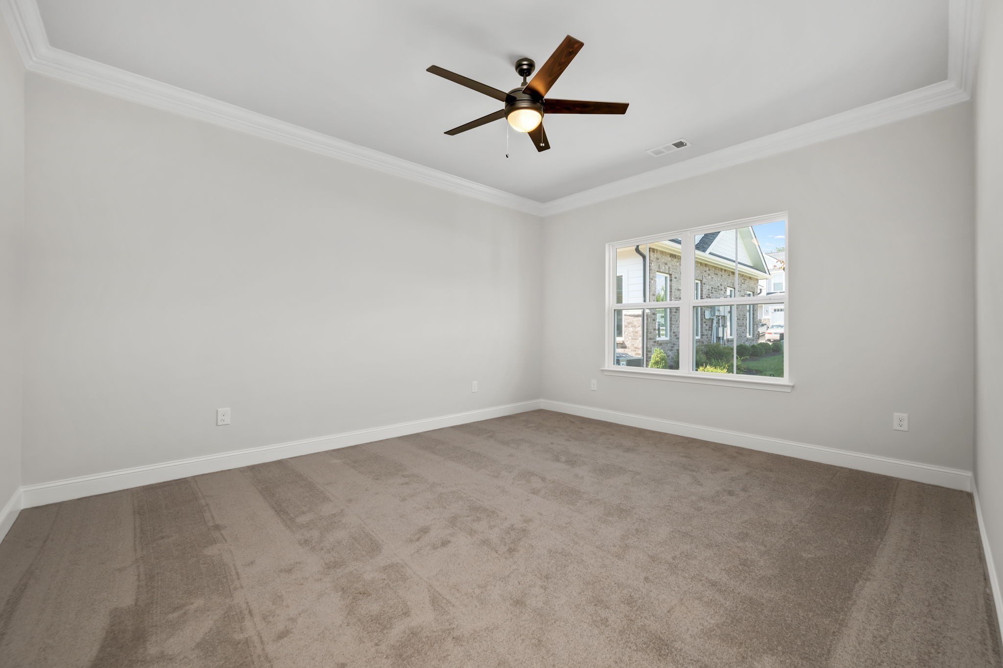 519 Rohan Dr