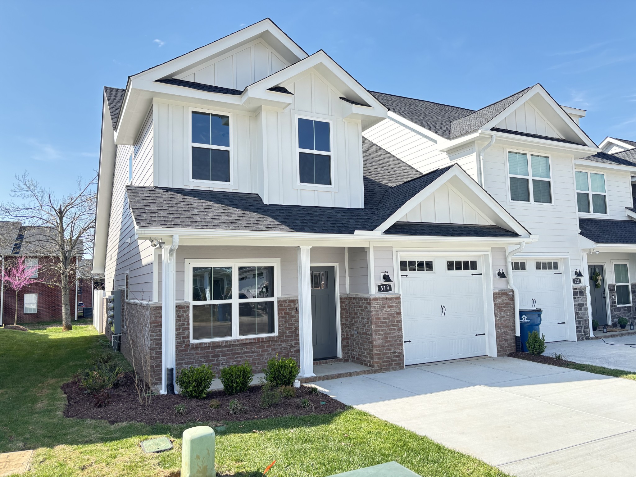 519 Rohan Dr