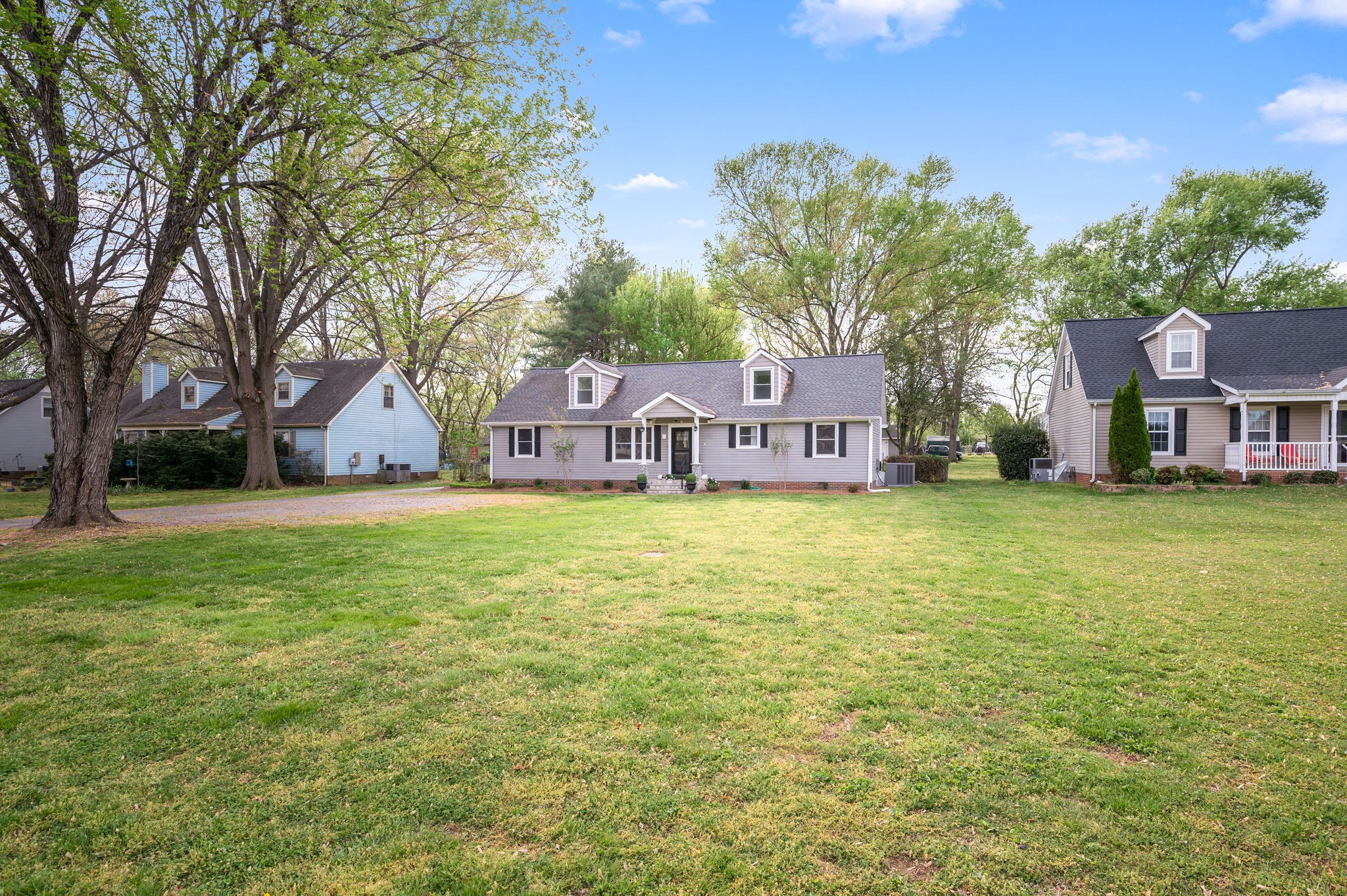 112 Fox Ridge Dr