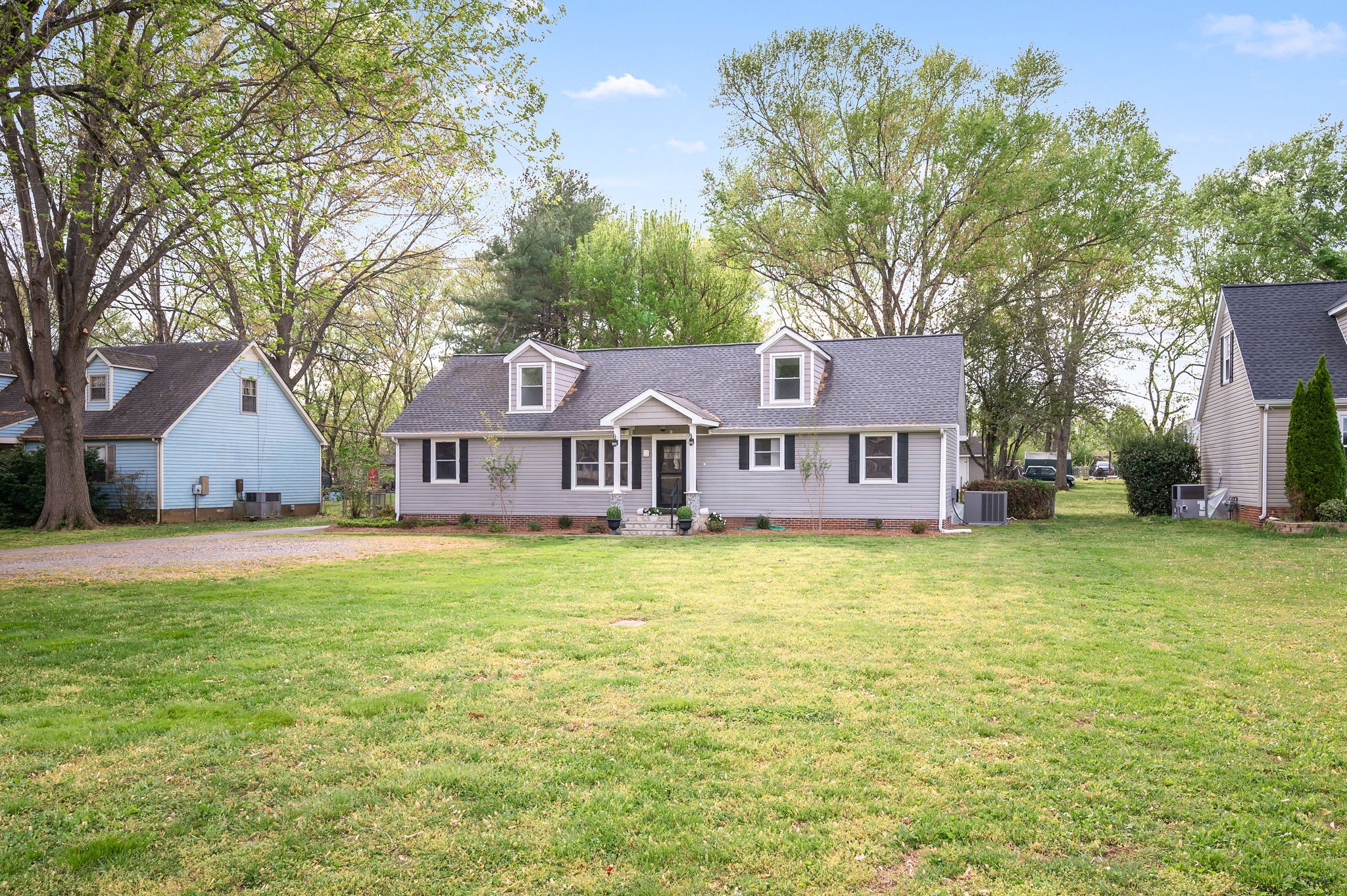 112 Fox Ridge Dr