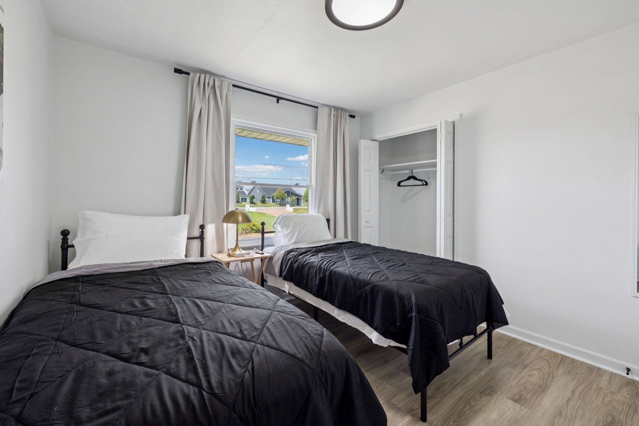 6904 Old Nashville Hwy