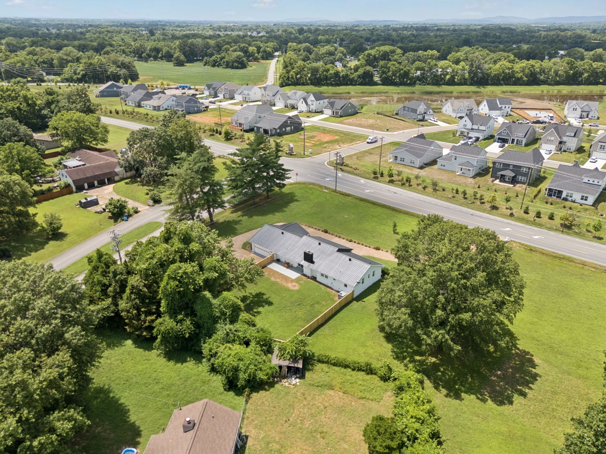 6904 Old Nashville Hwy