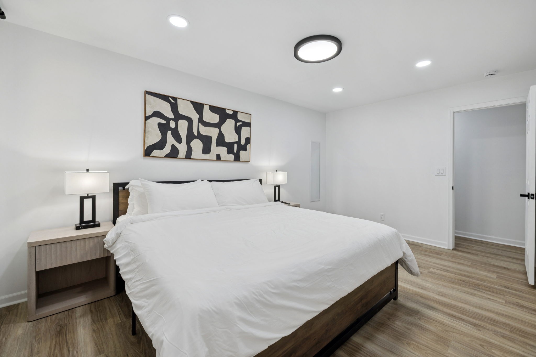 6904 Old Nashville Hwy