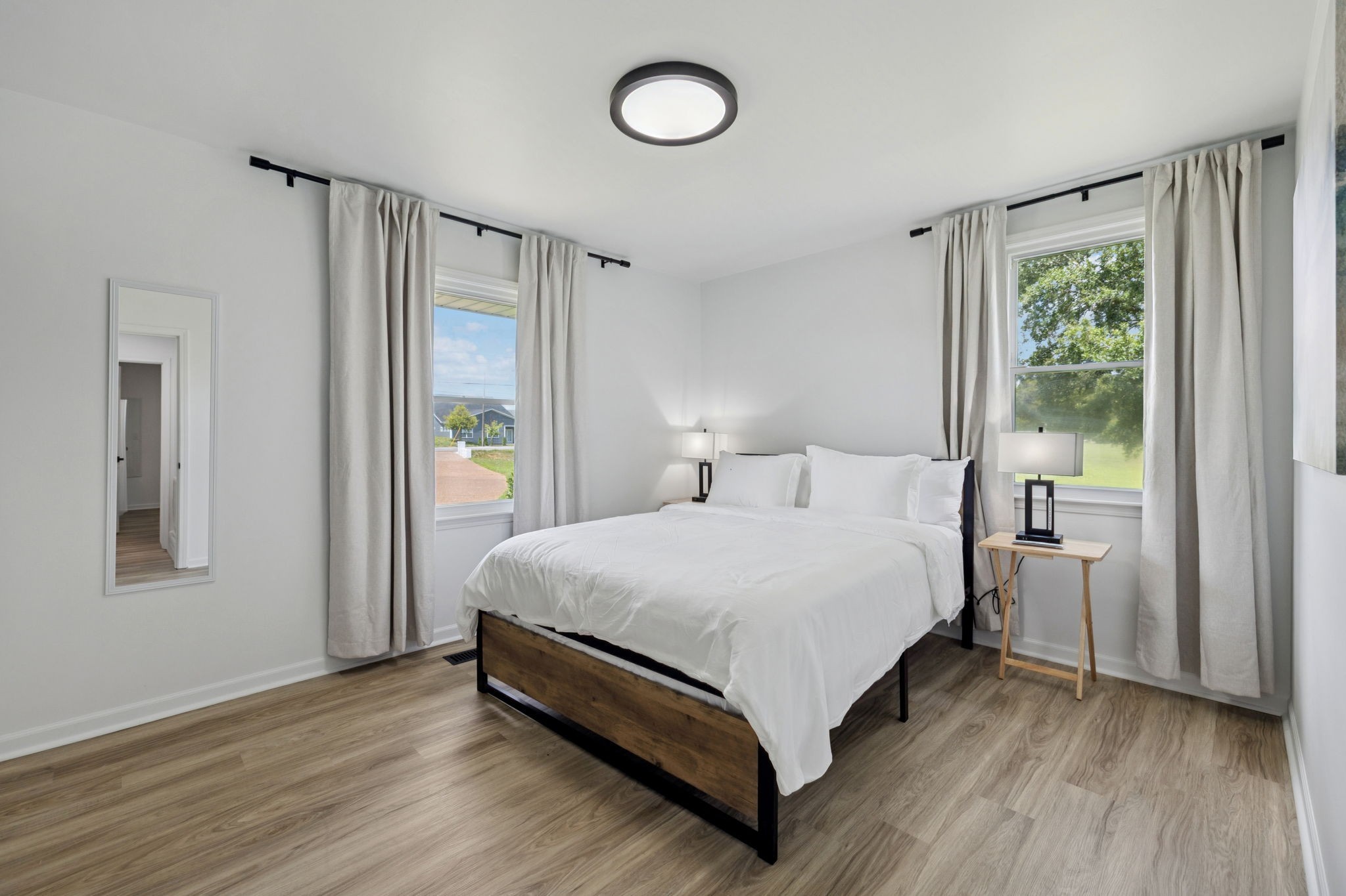 6904 Old Nashville Hwy