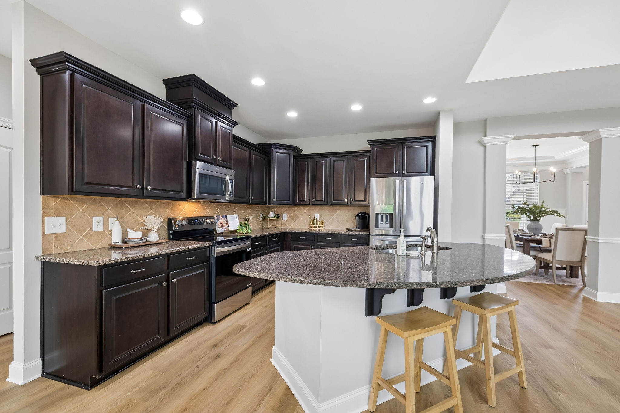 1212 Stockwell Dr
