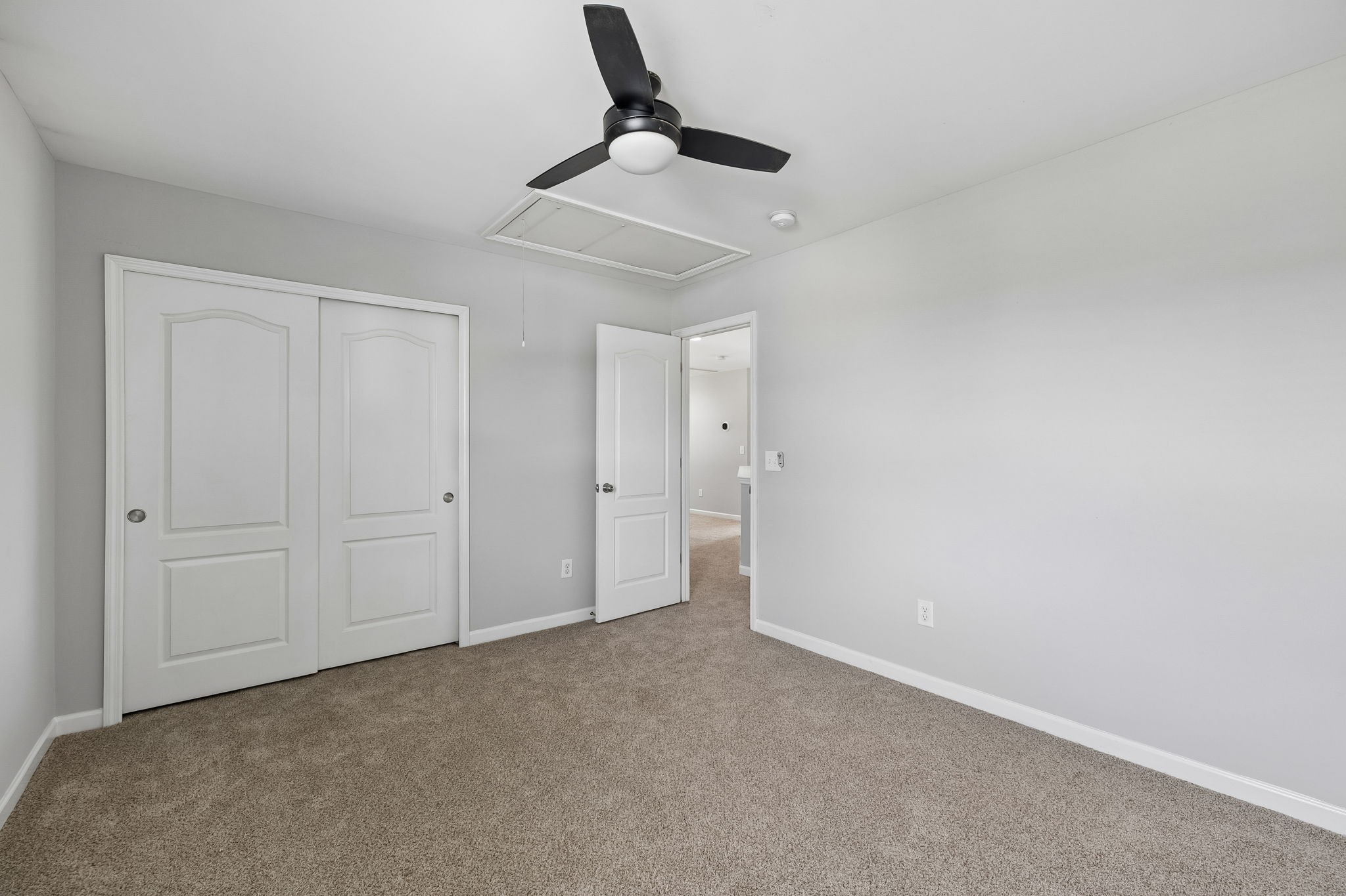 1212 Stockwell Dr