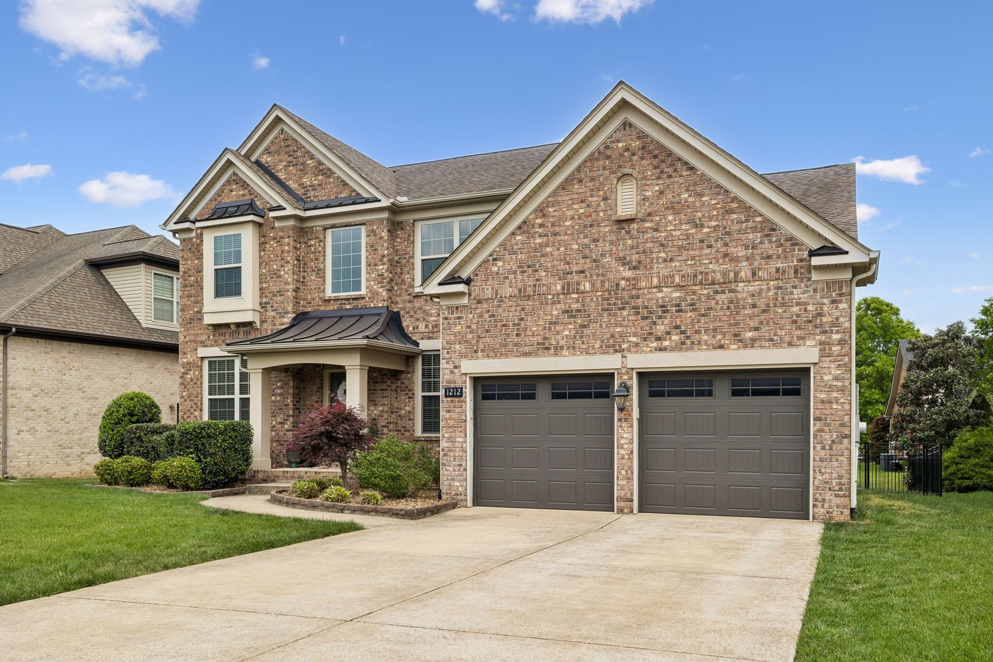 1212 Stockwell Dr