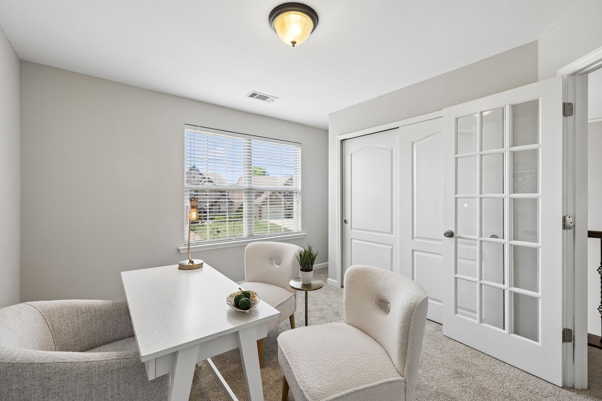 1212 Stockwell Dr