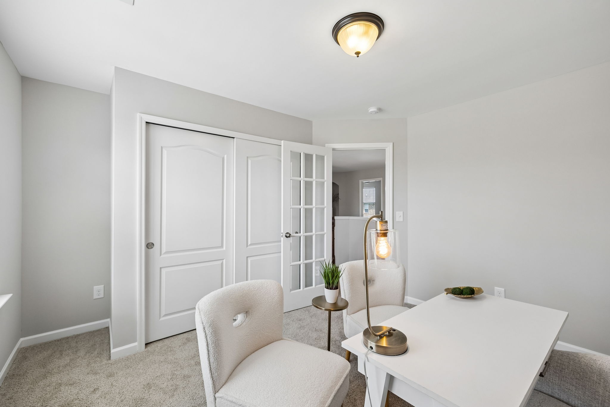 1212 Stockwell Dr