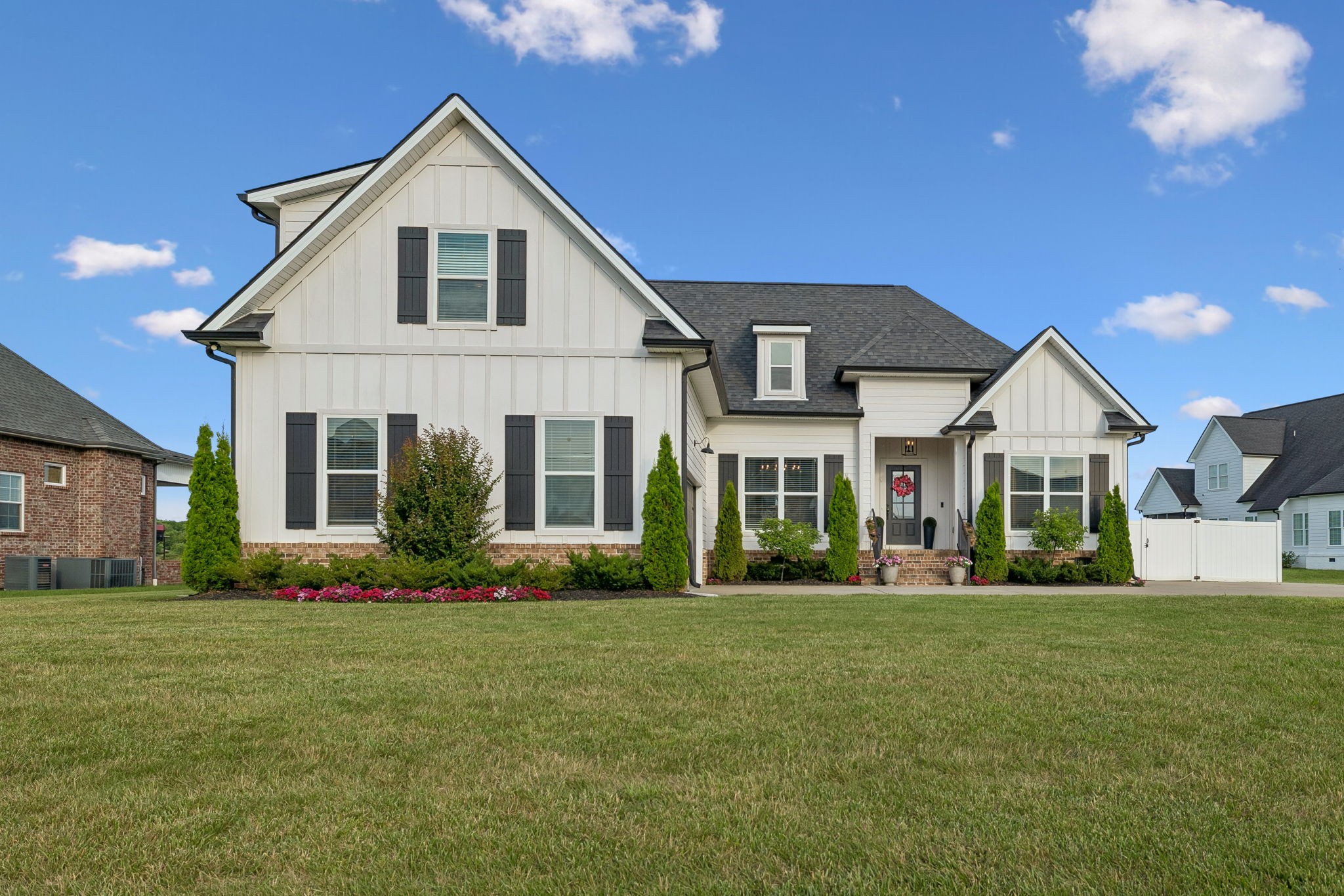 1525 North Side Dr