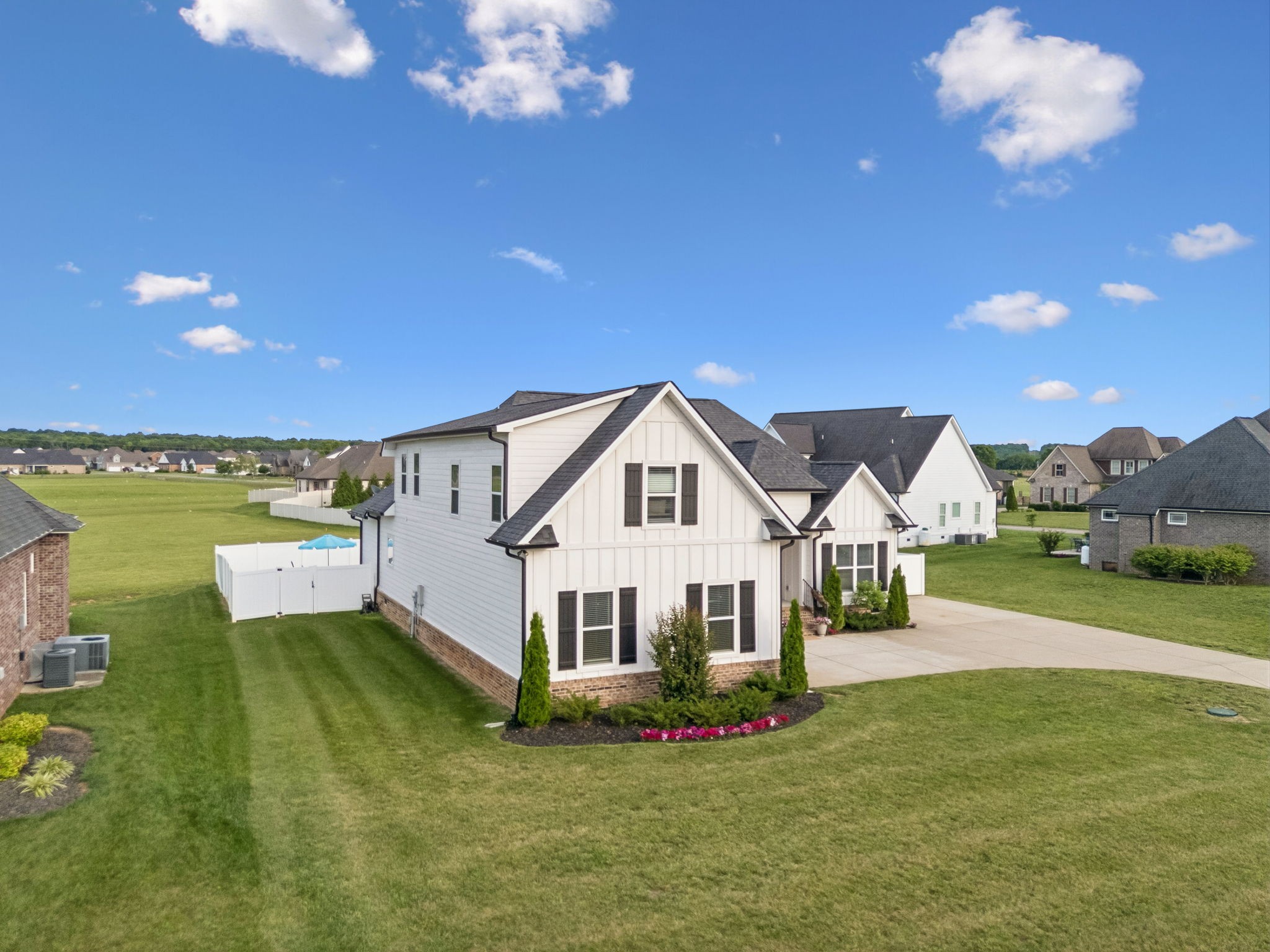 1525 North Side Dr