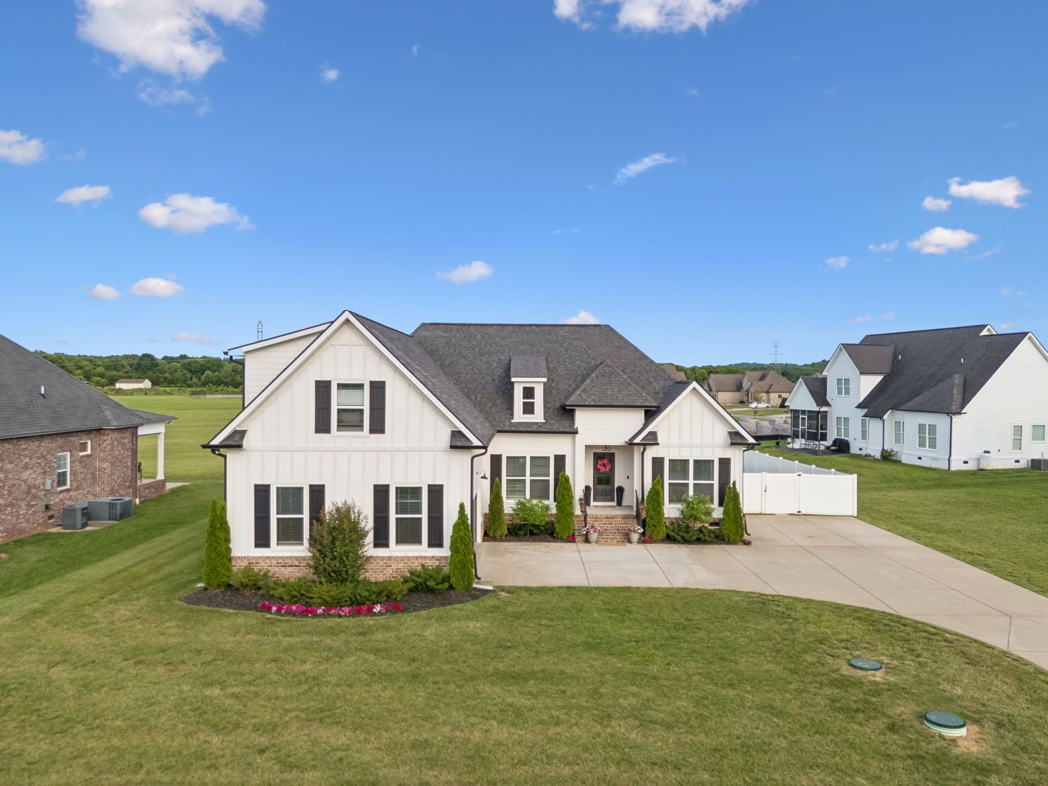 1525 North Side Dr