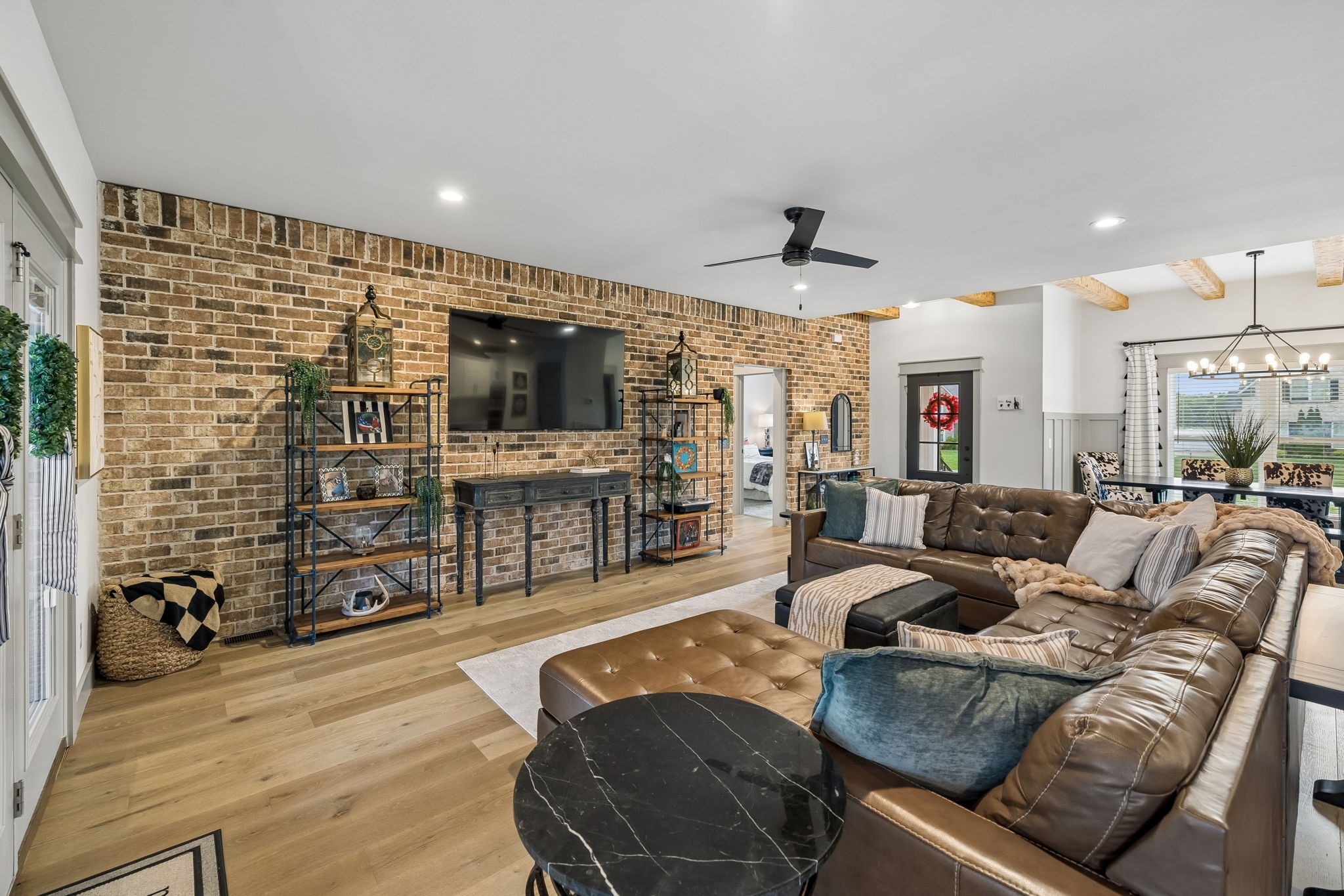 1525 North Side Dr