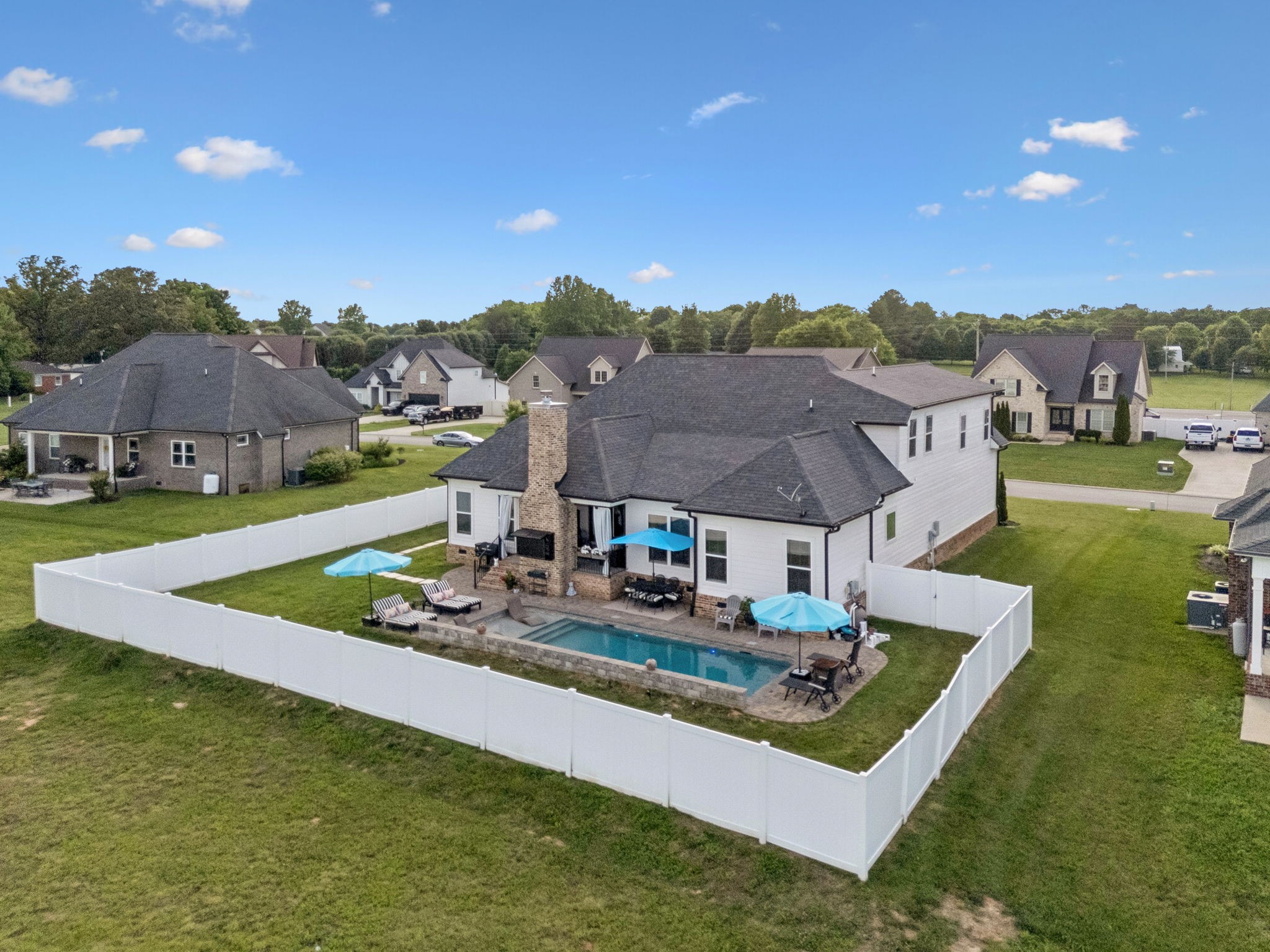 1525 North Side Dr