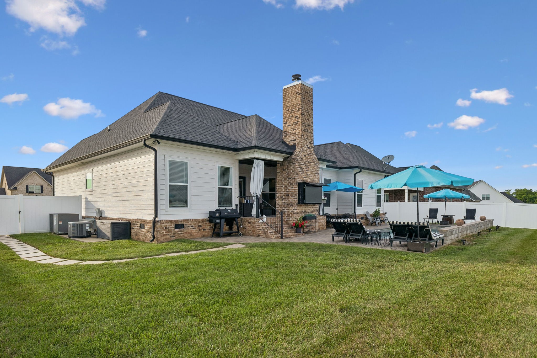 1525 North Side Dr