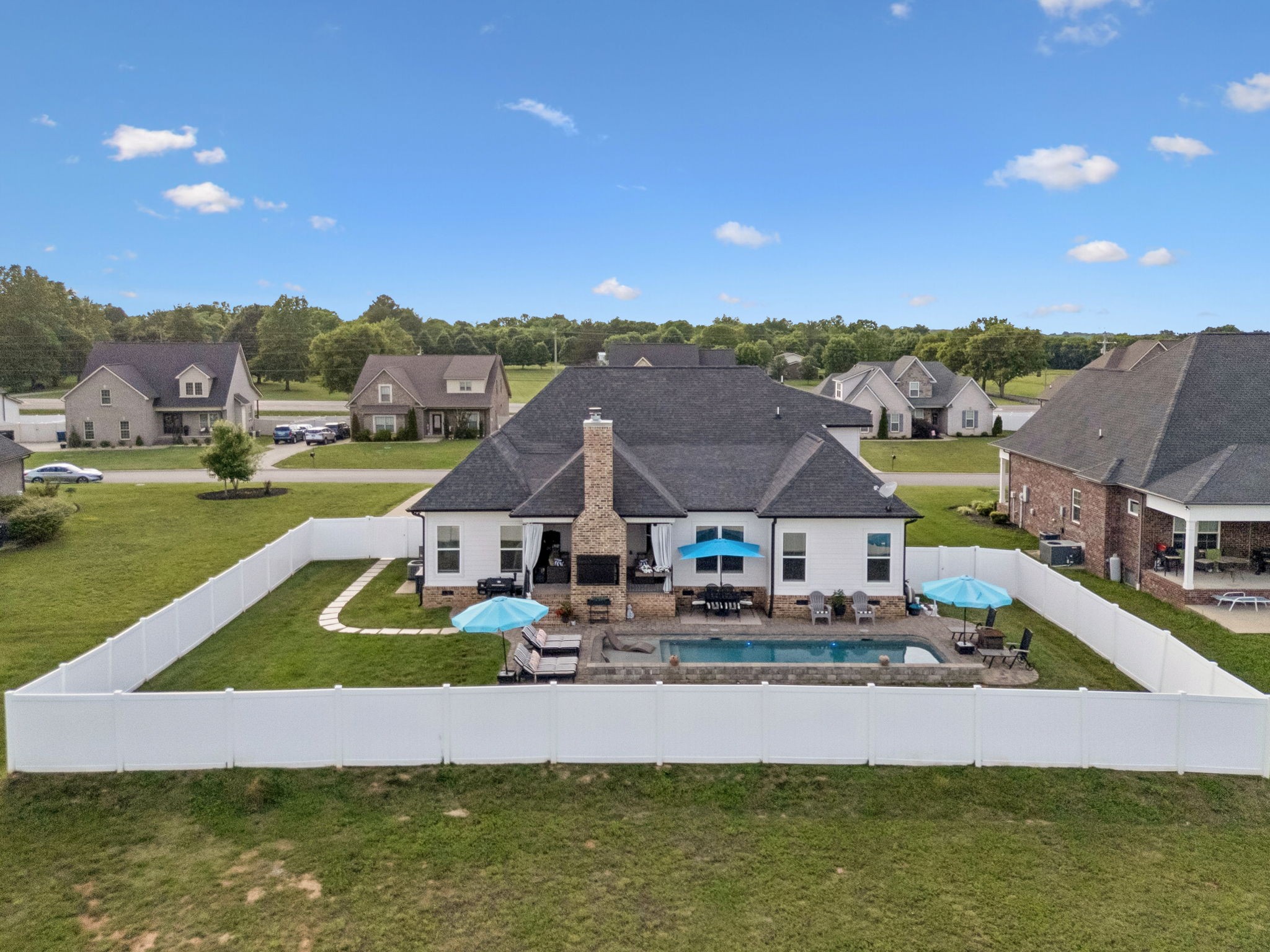1525 North Side Dr