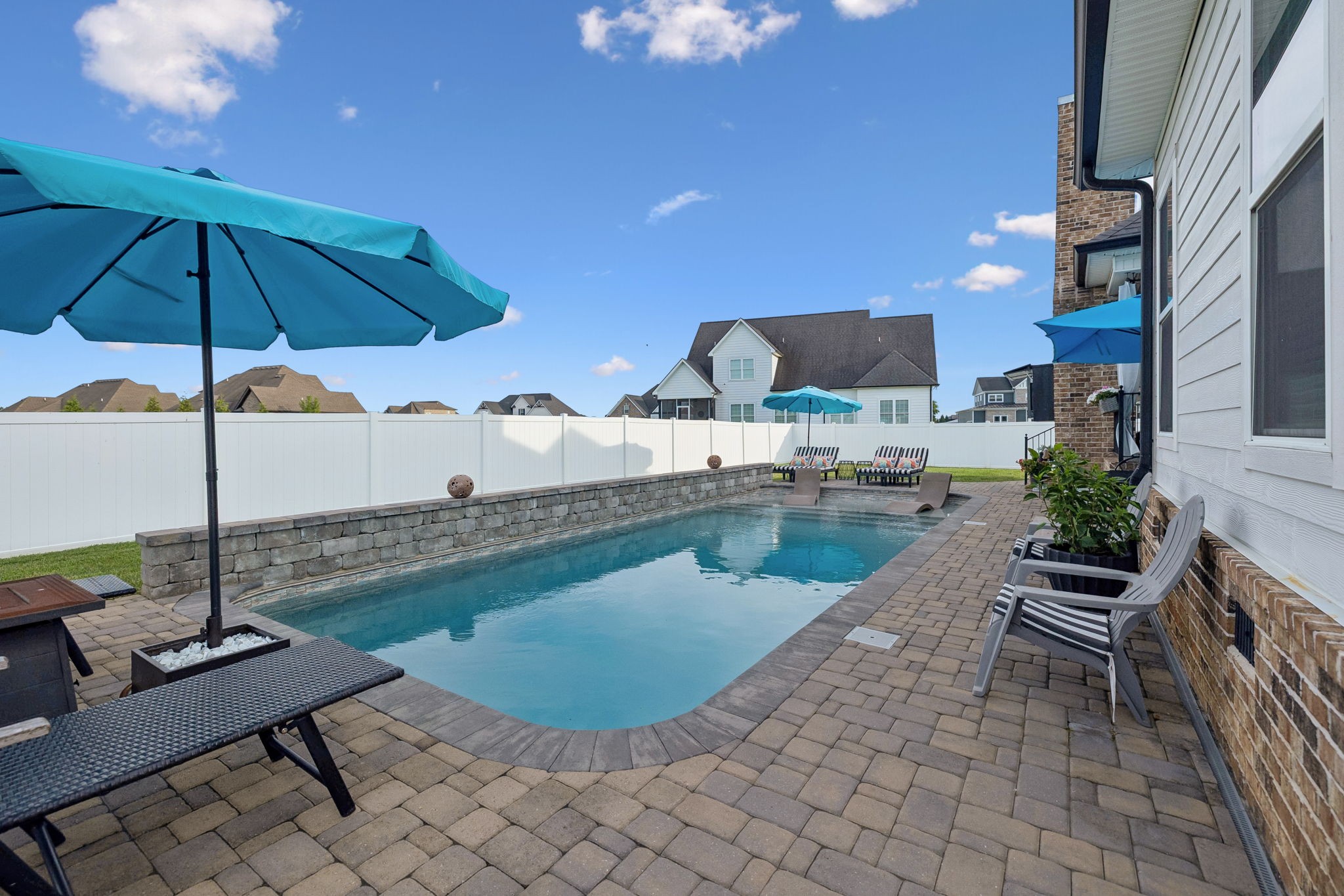 1525 North Side Dr