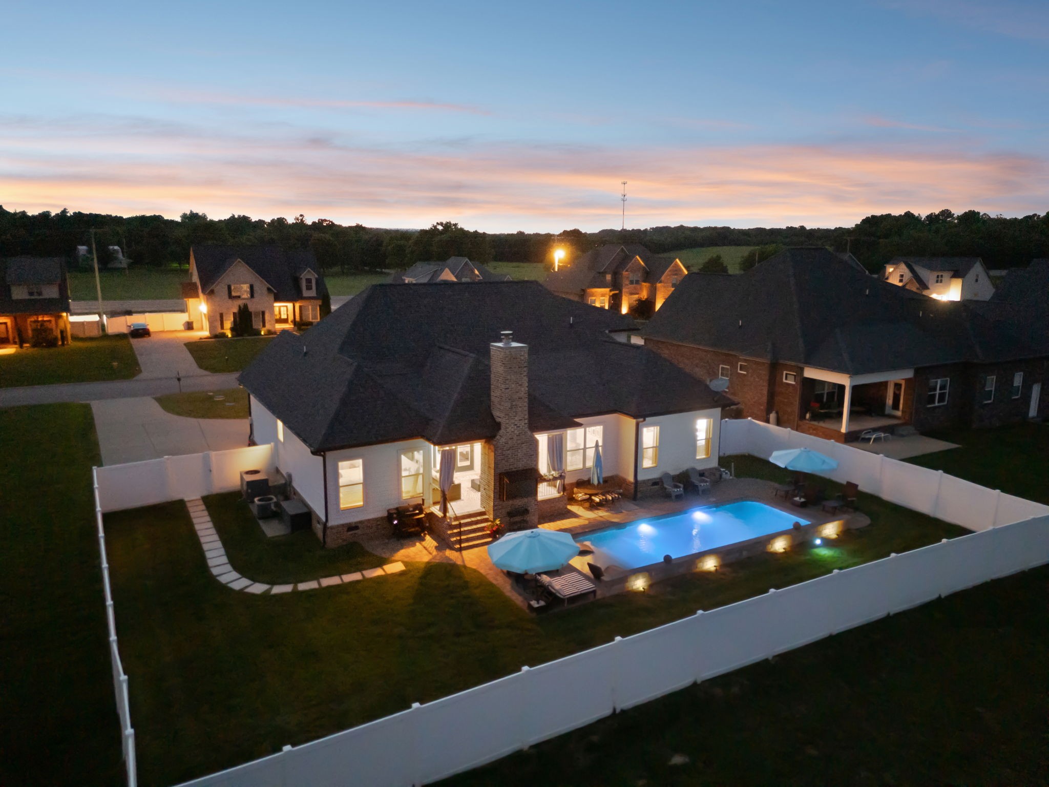 1525 North Side Dr