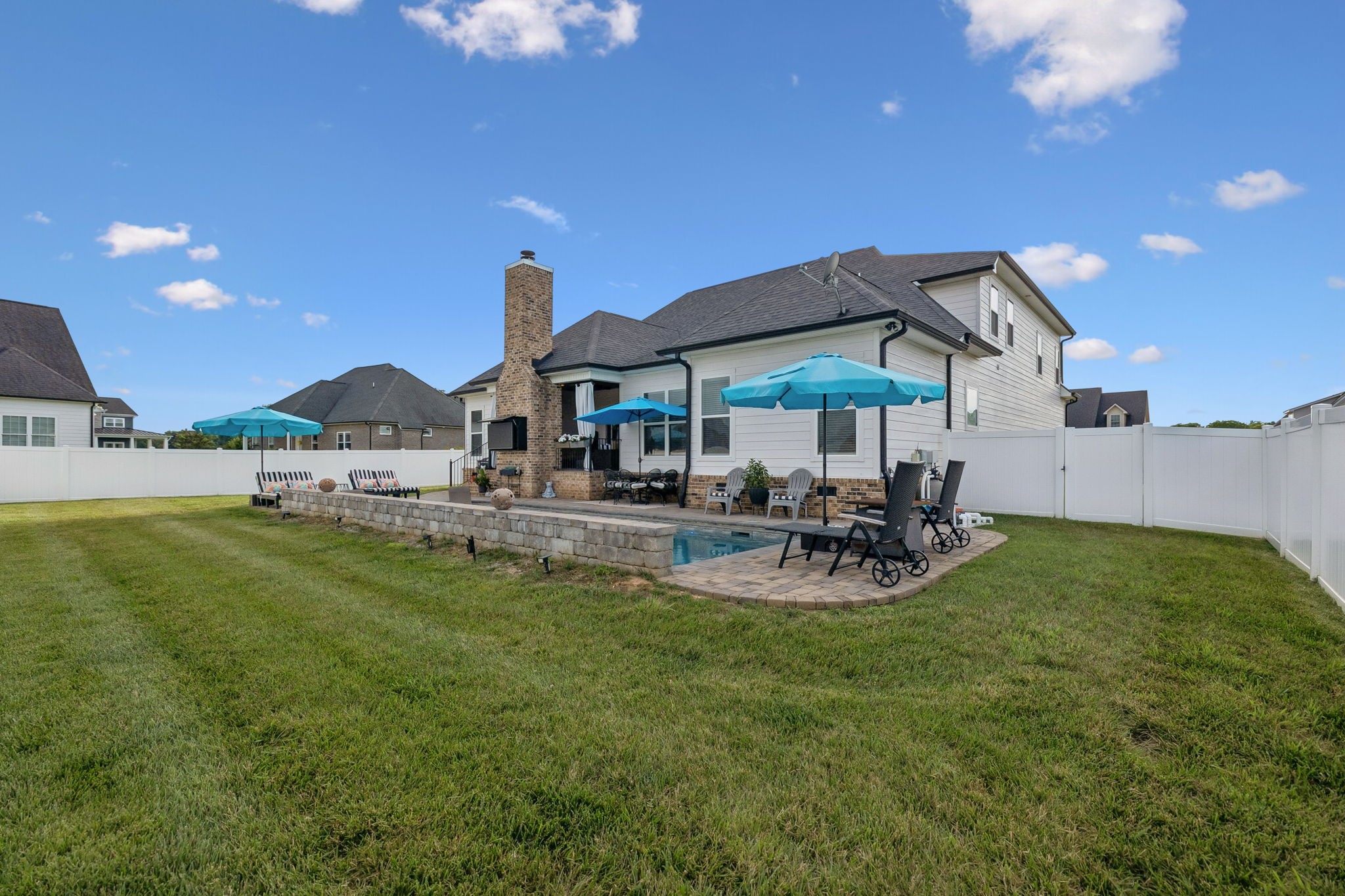1525 North Side Dr