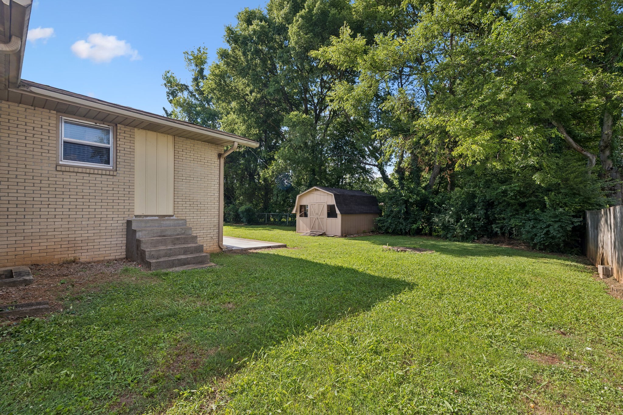 810 Northfield Blvd, W